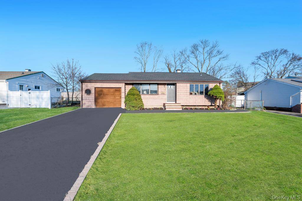 167 Westwood DR, Brentwood, NY 11717