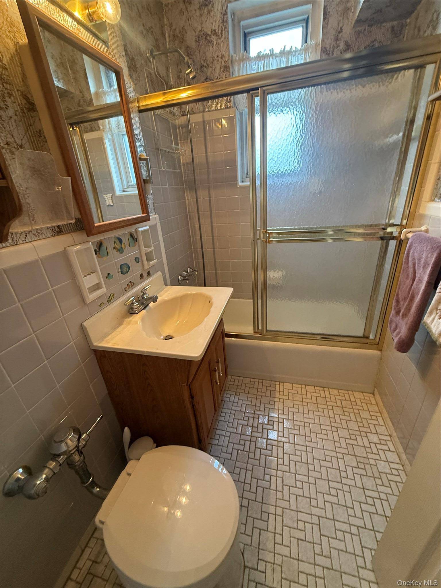 1425 Thieriot AVE #6M, Bronx, NY 10460