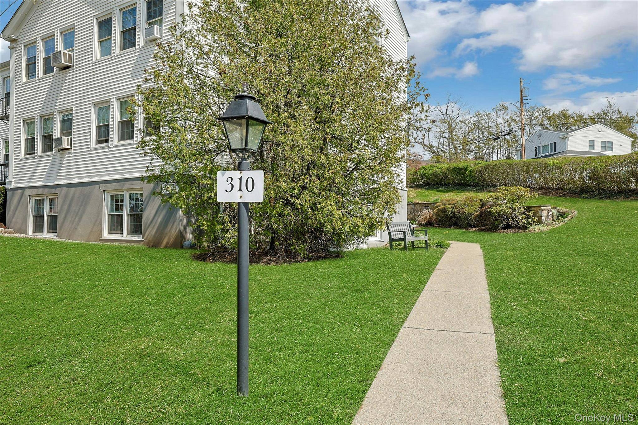 310 Manville RD #S4, Pleasantville, NY 10570