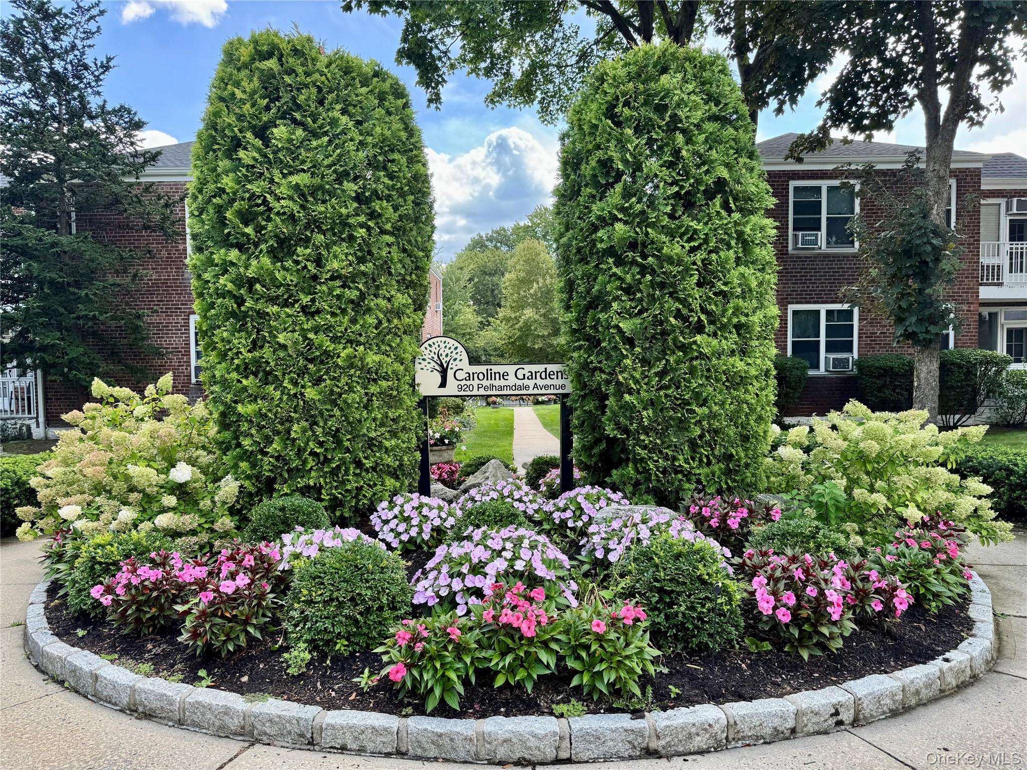 920 Pelhamdale AVE #A2H, Pelham, NY 10803