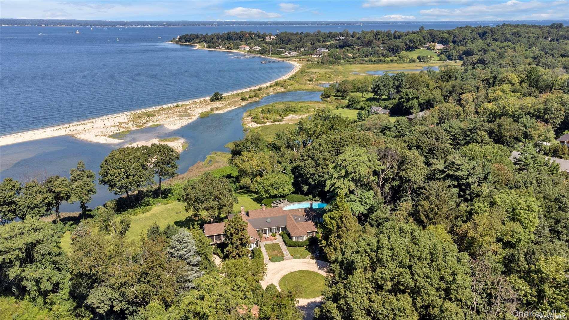 120 W Creek Farms RD, Sands Point, NY 11050