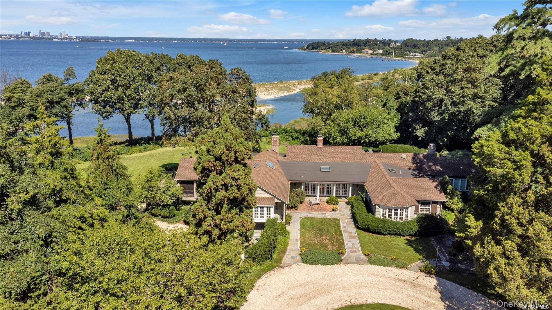 120 W Creek Farms RD, Sands Point, NY 11050