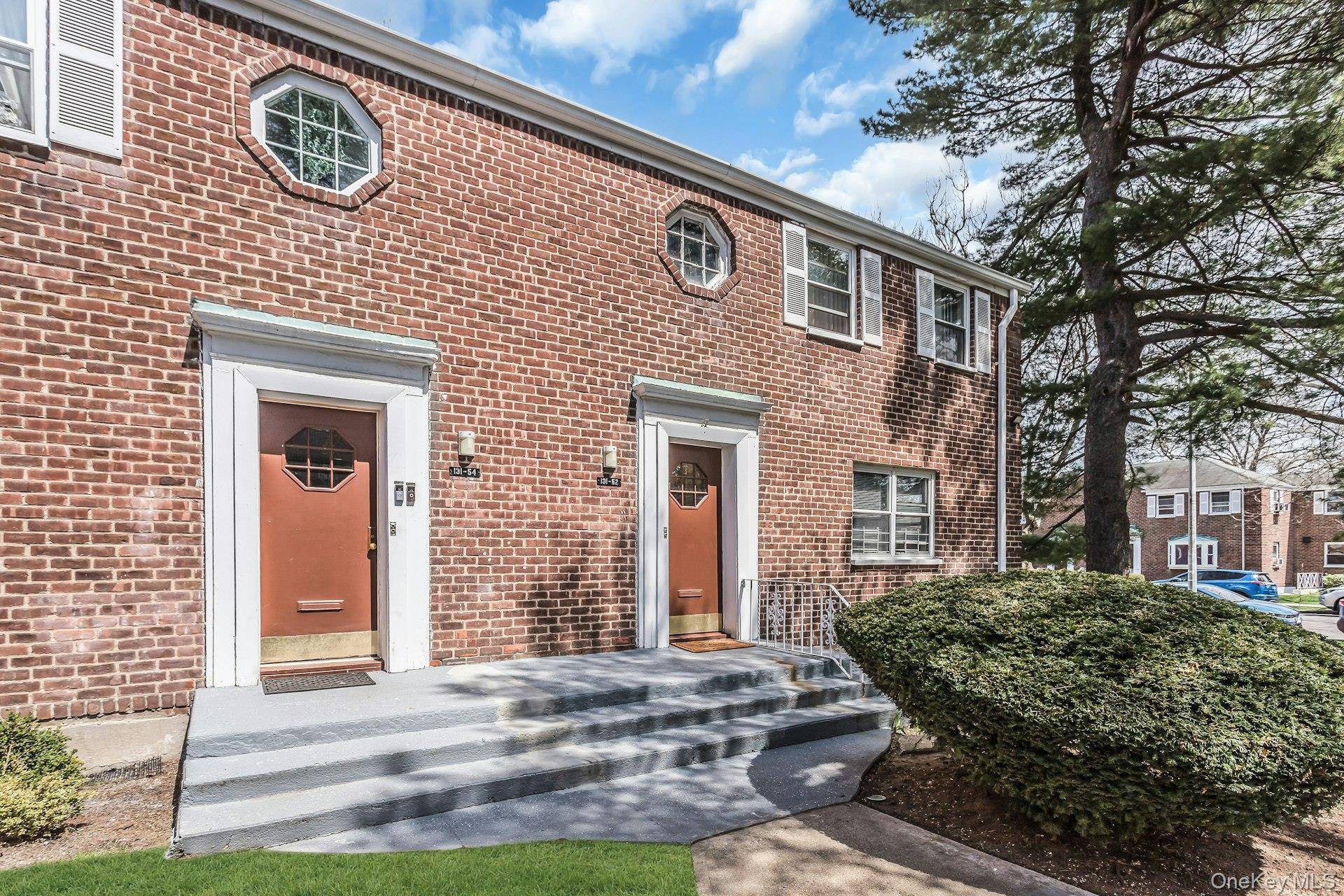 13152 234th ST #1STFL, Rosedale, NY 11422