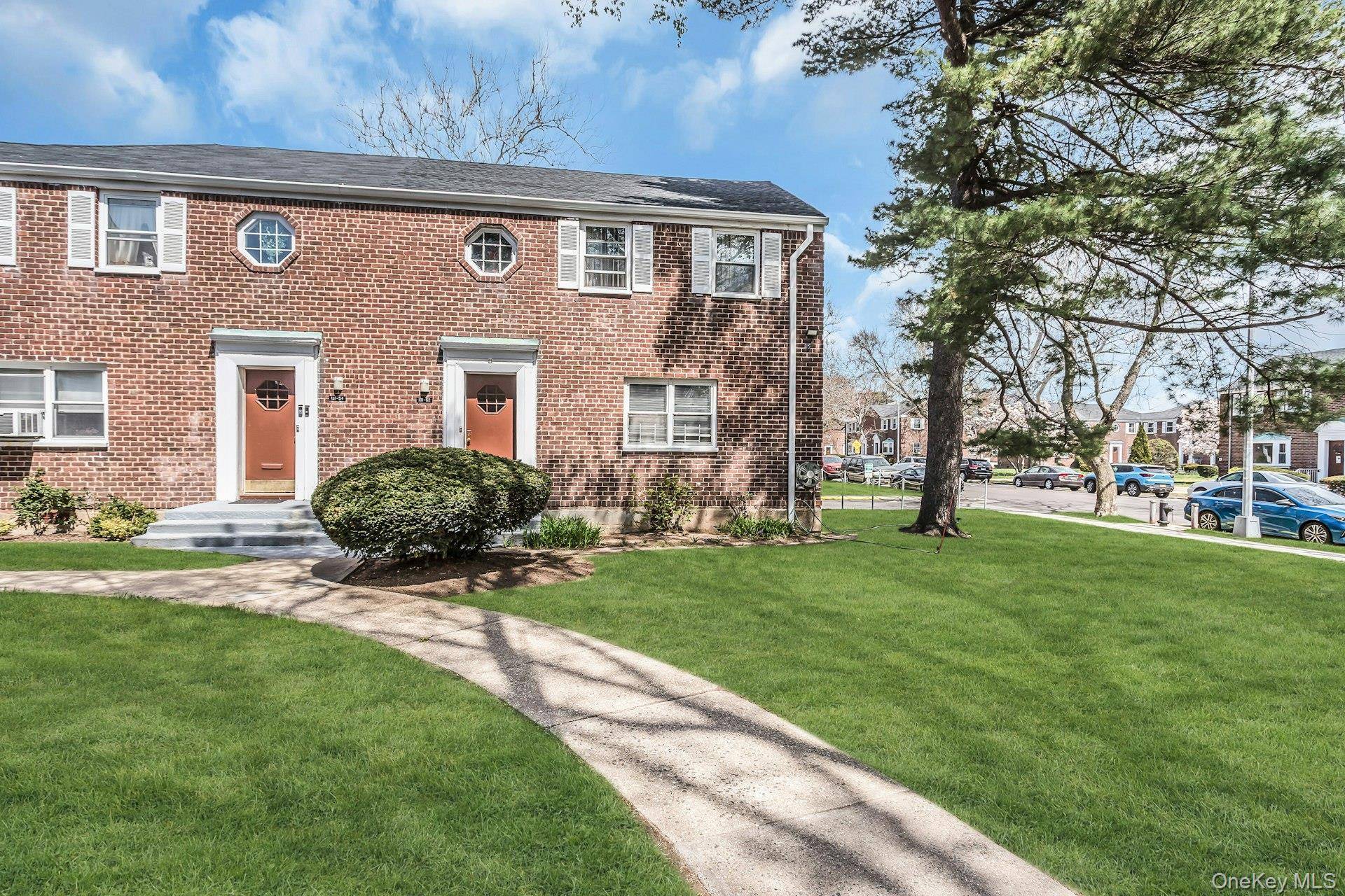 13152 234th ST #1STFL, Rosedale, NY 11422