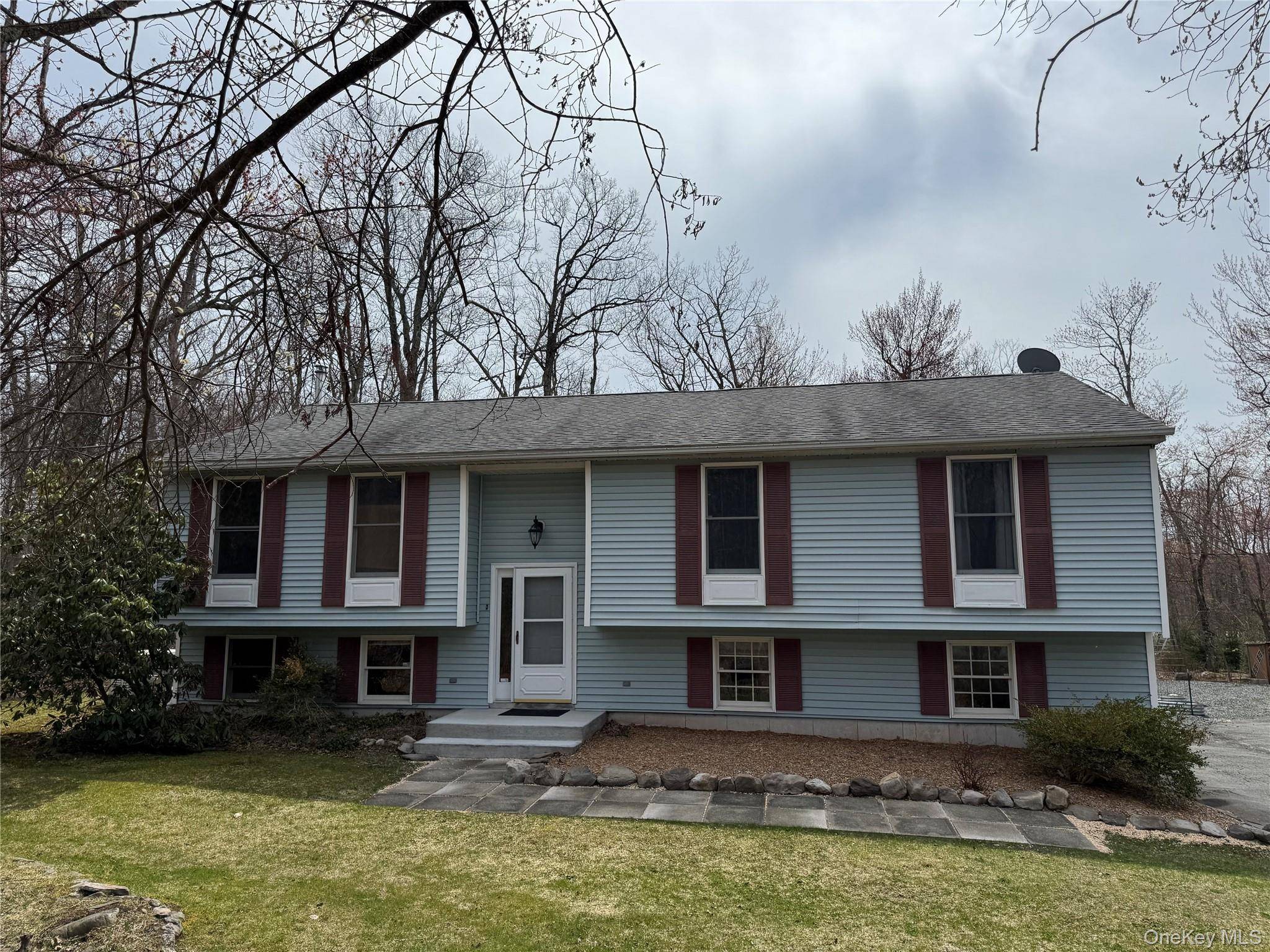 1325 Wurtsboro Mountain RD, Wurtsboro, NY 12790