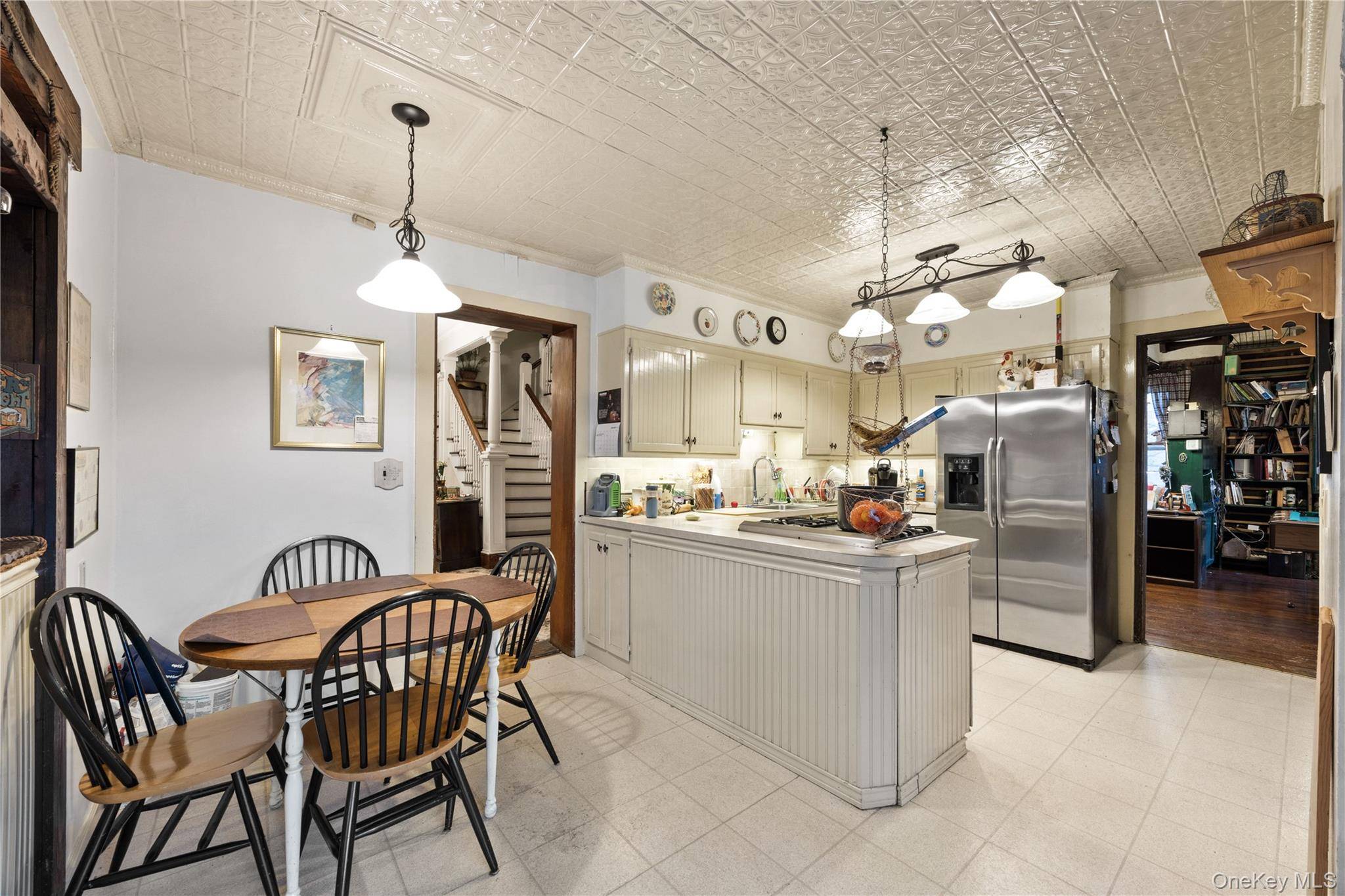 5 Forkland LN, Dobbs Ferry, NY 10522