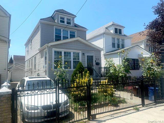 9030 Vanderveer ST, Queens Village, NY 11428