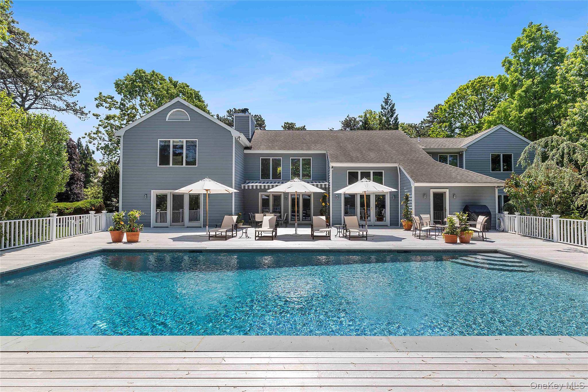 3 Acorn PATH, Quogue, NY 11959