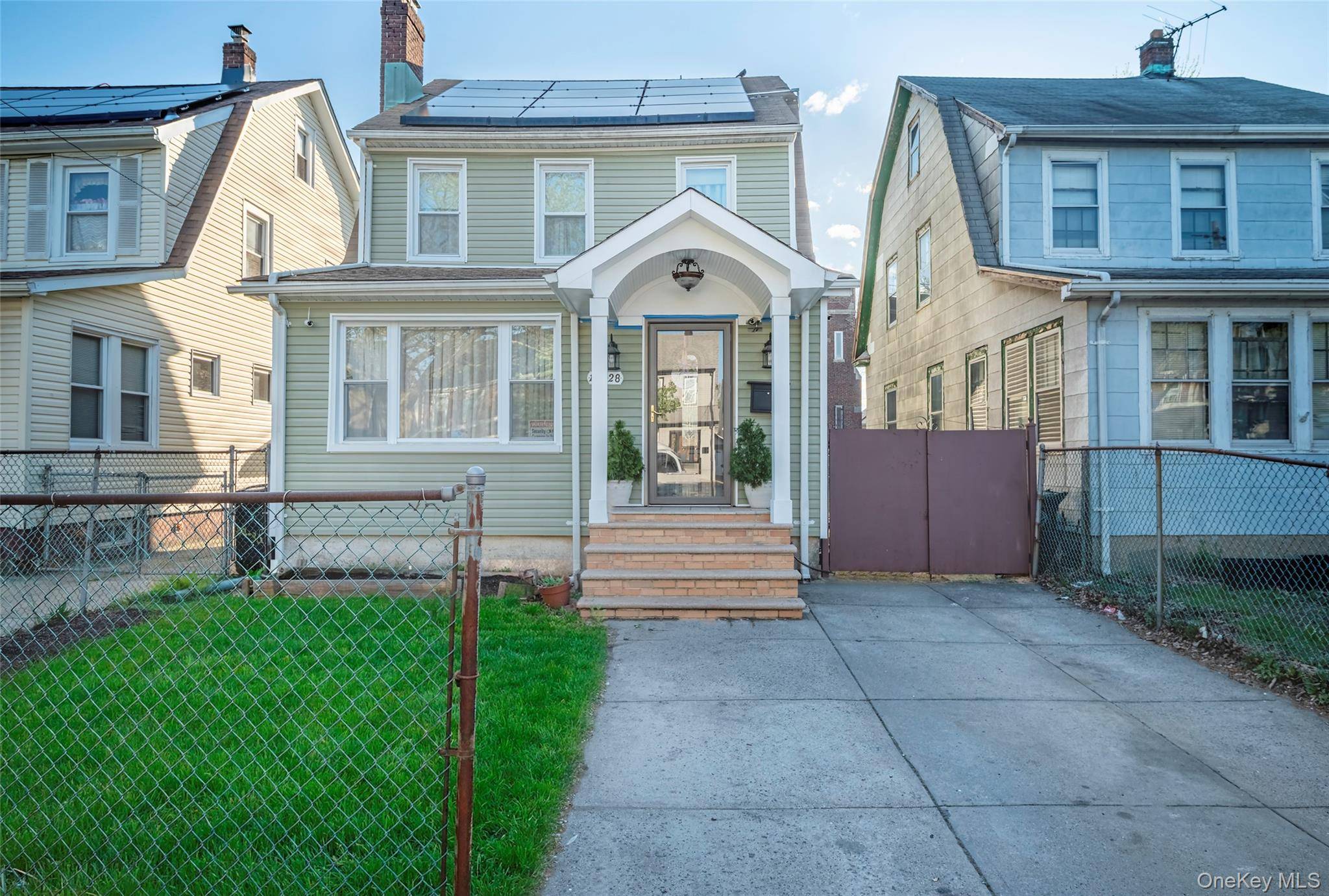 112-28 200 ST, Saint Albans, NY 11412