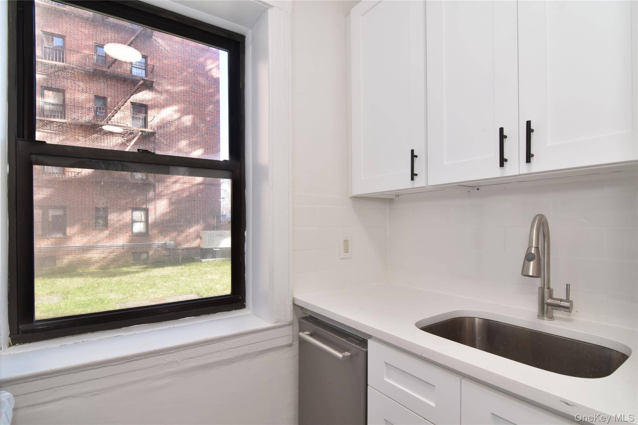 590 E 3rd ST #MK, Mount Vernon, NY 10553