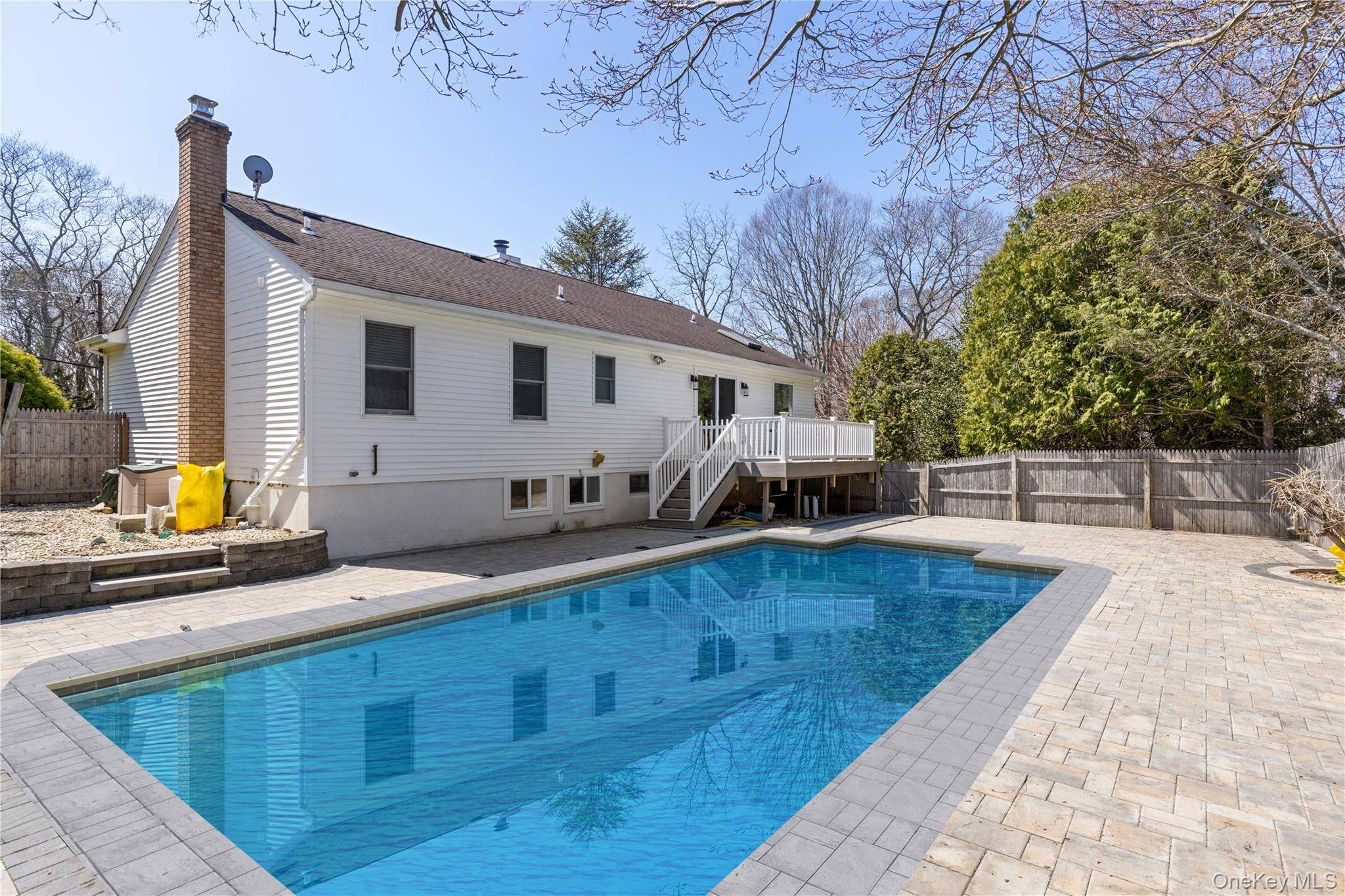52 Summit DR, Baiting Hollow, NY 11933