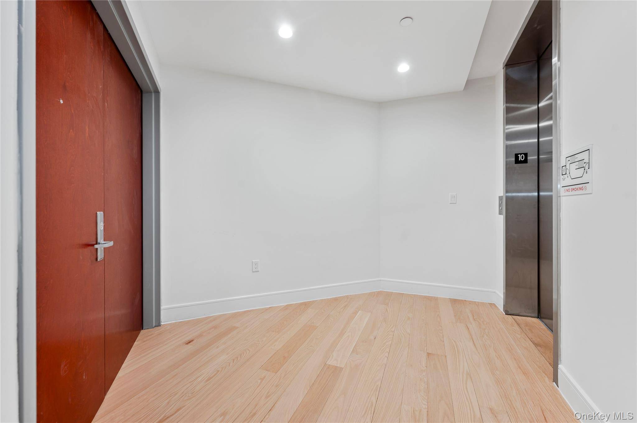 50 W Broadway #1001, Long Beach, NY 11561