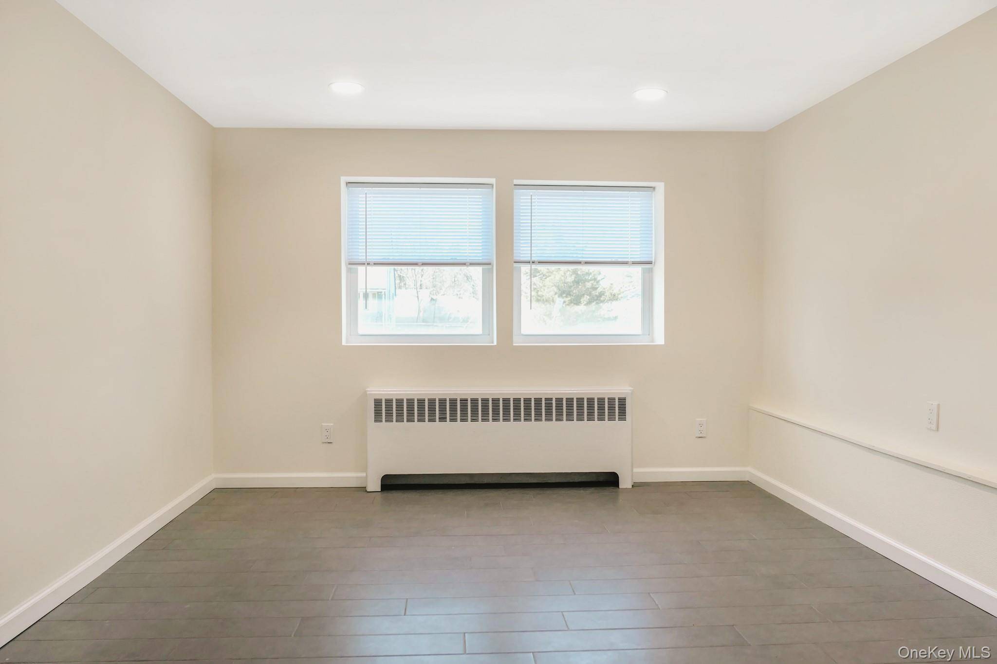 651 Americus AVE, East Patchogue, NY 11772