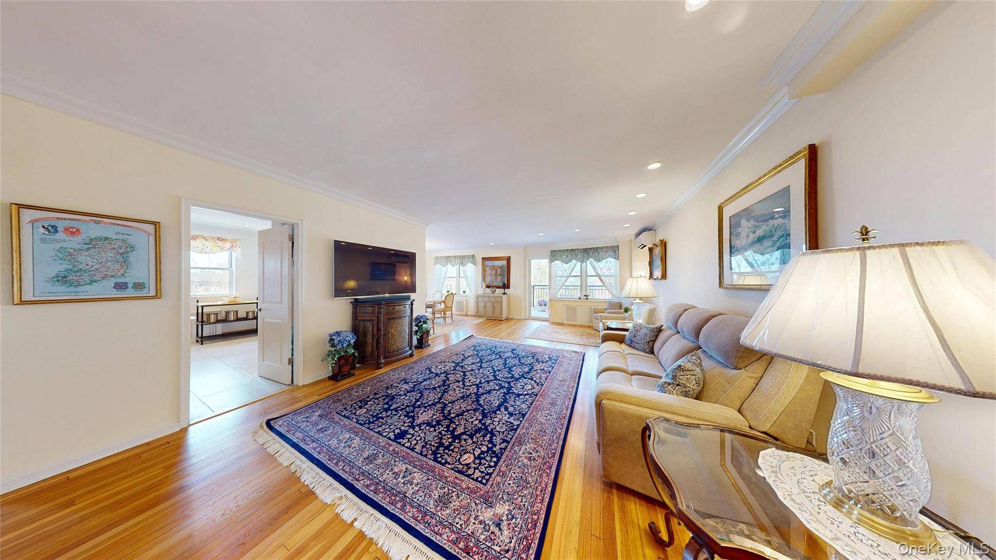 162-01 Powells Cove BLVD #5G, Beechhurst, NY 11357
