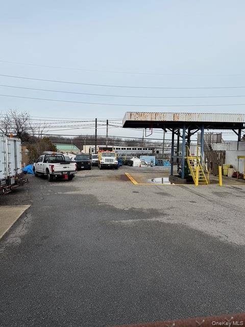 201 Union BLVD, West Islip, NY 11795
