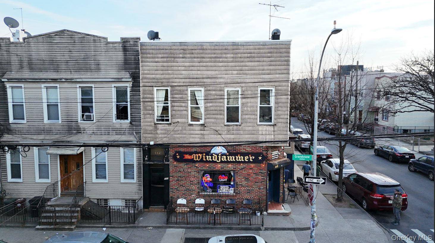 552 Grandview AVE, Ridgewood, NY 11385