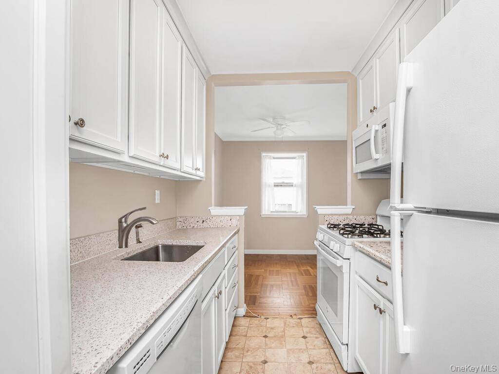 415 Gramatan AVE #1C, Mount Vernon, NY 10552