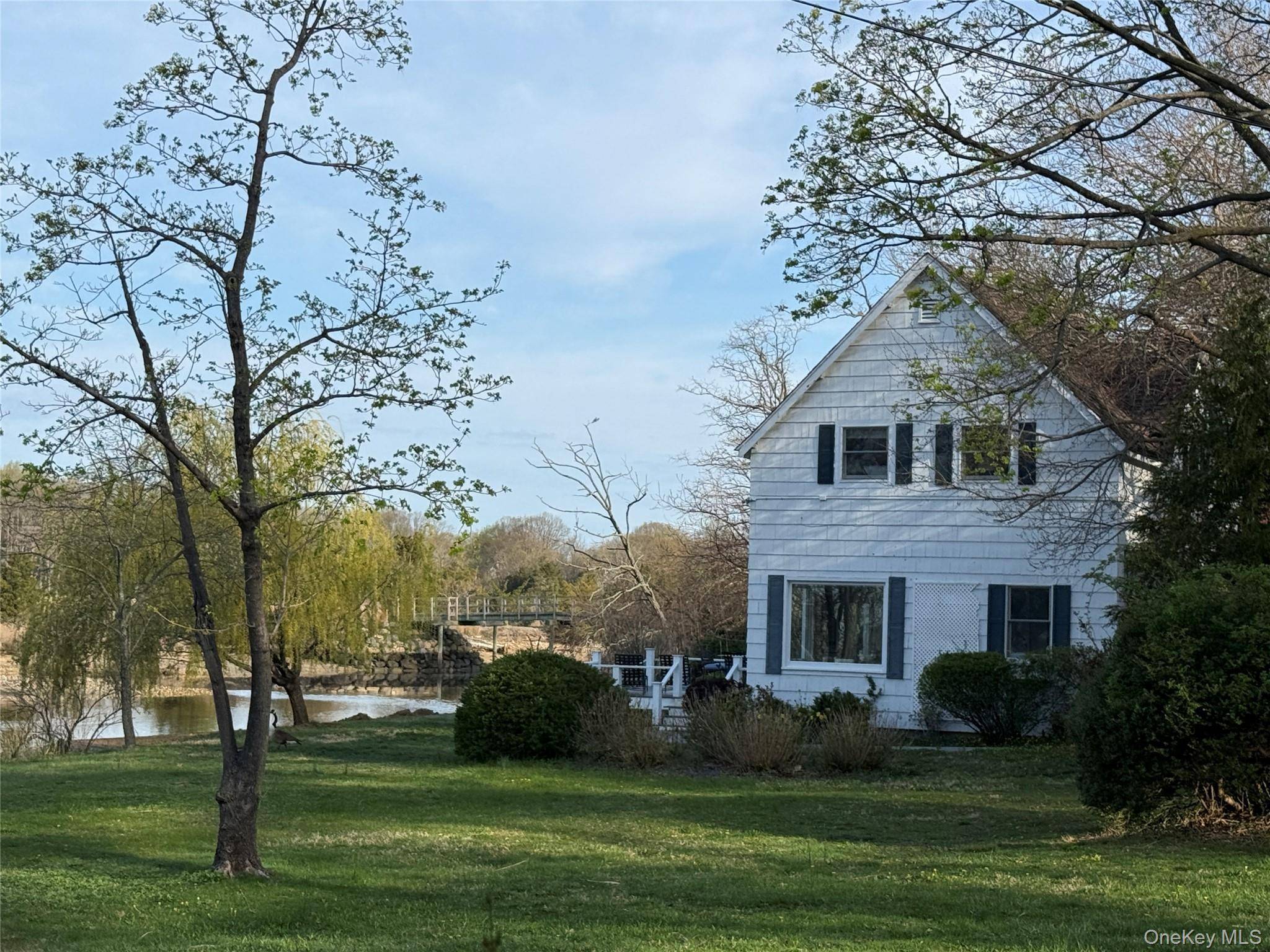 329 Centre Island RD, Centre Island, NY 11771