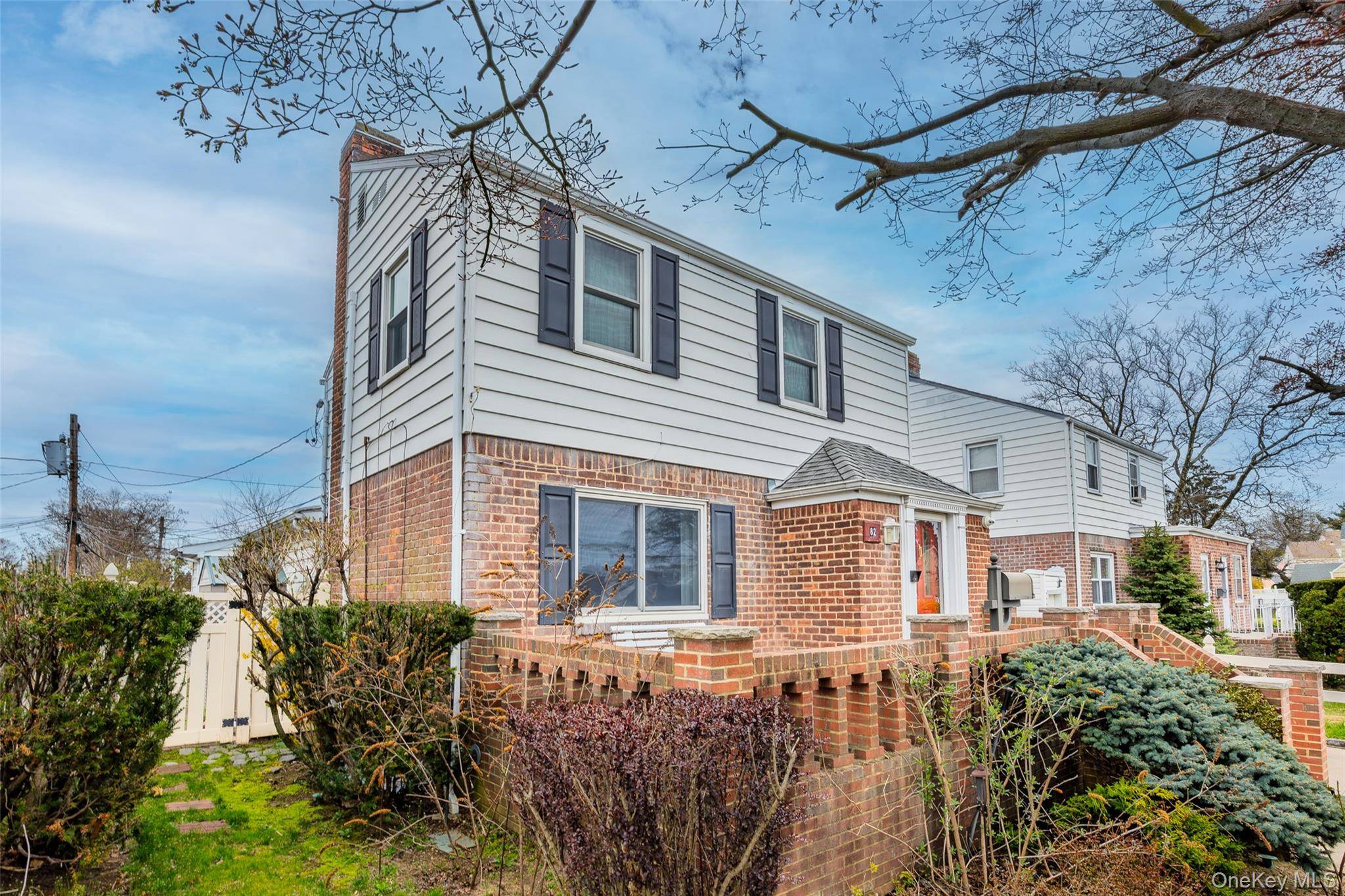 82 Cerenzia BLVD, Elmont, NY 11003