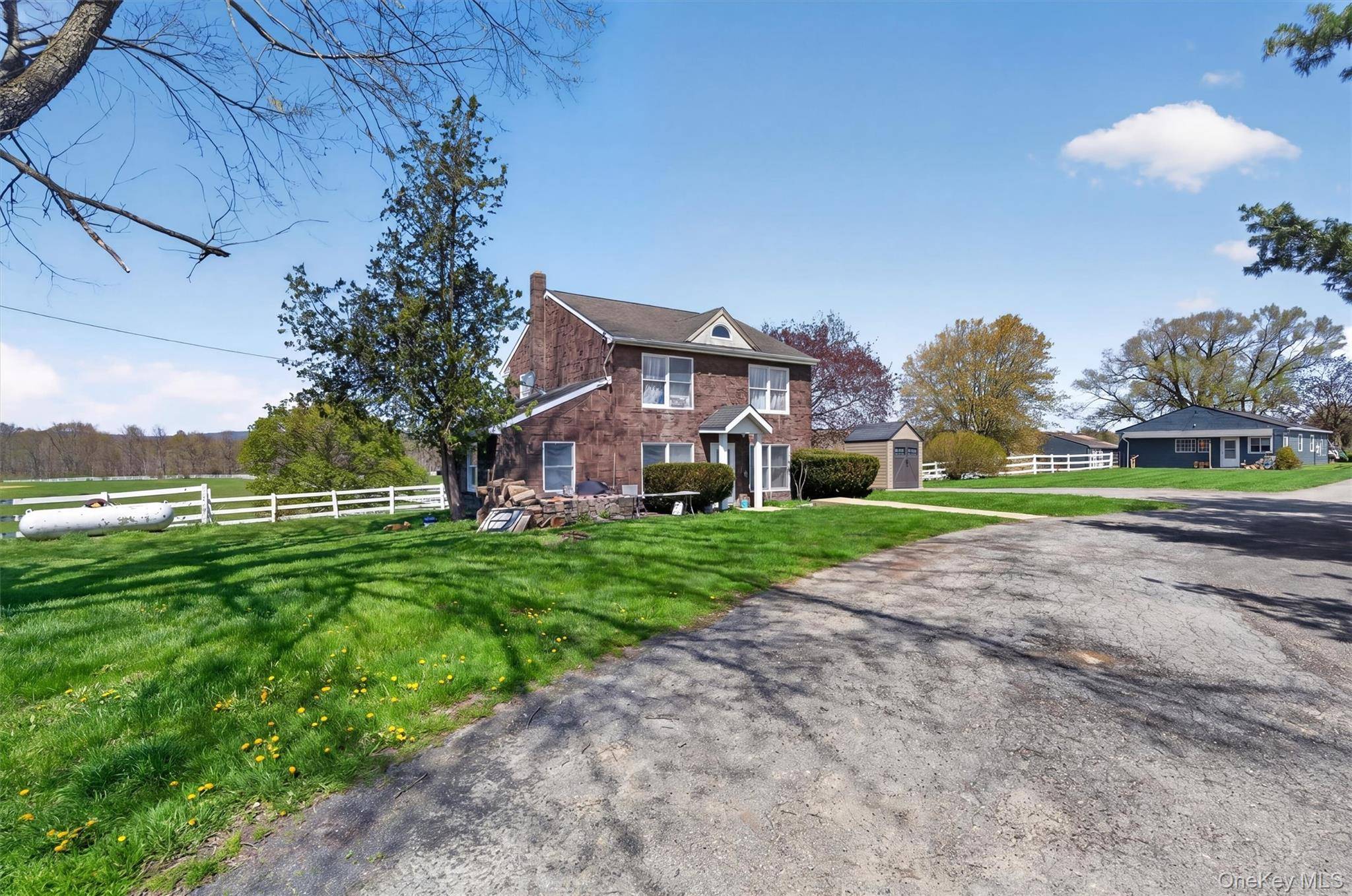 261 Bullville RD, Montgomery, NY 12549