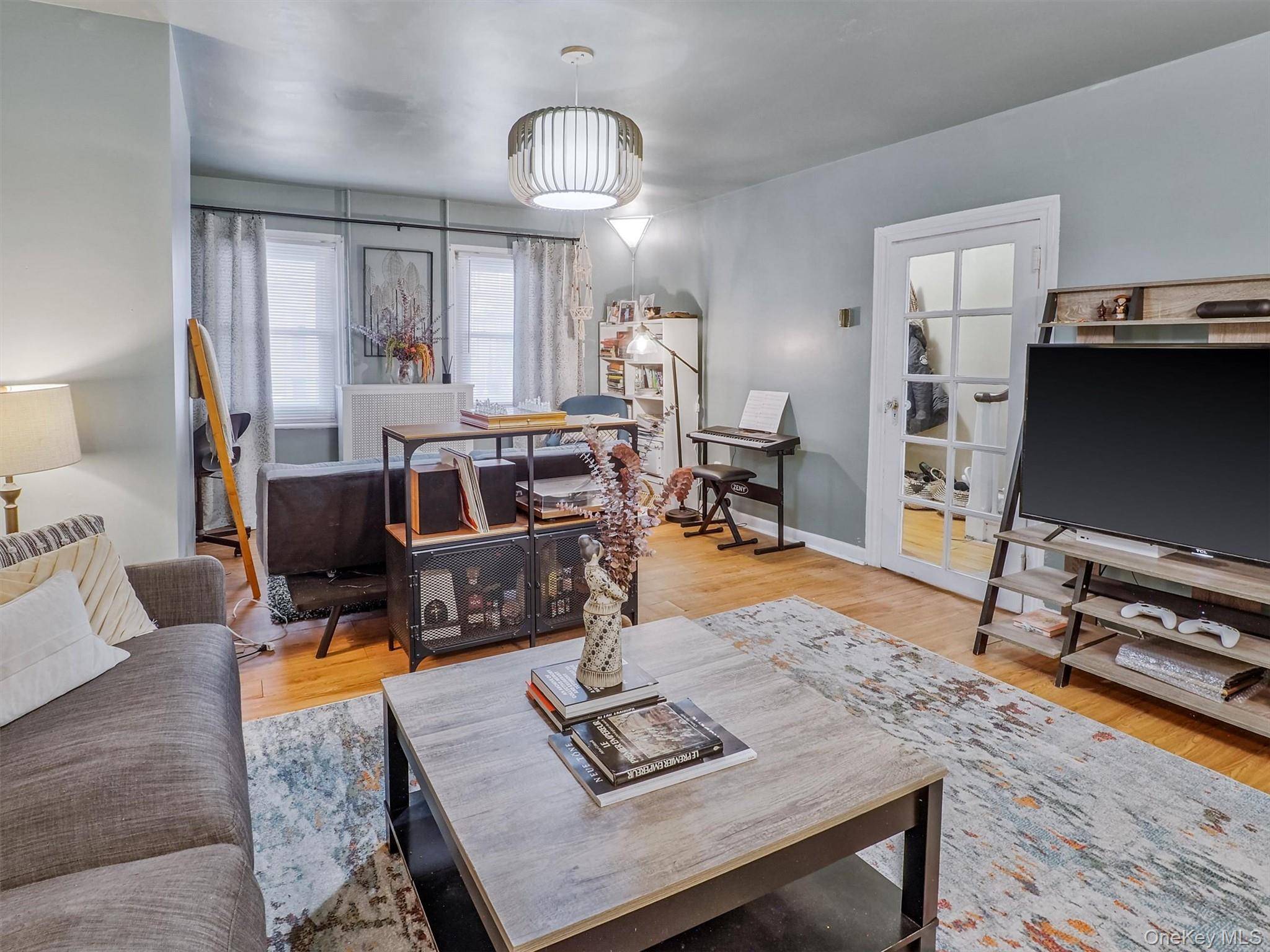86 Harrison ST, Staten Island, NY 10304