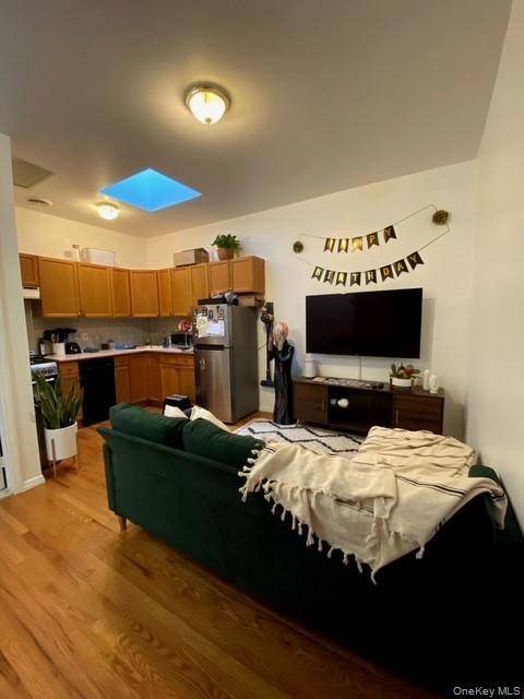 941 Manhattan AVE, Brooklyn, NY 11222