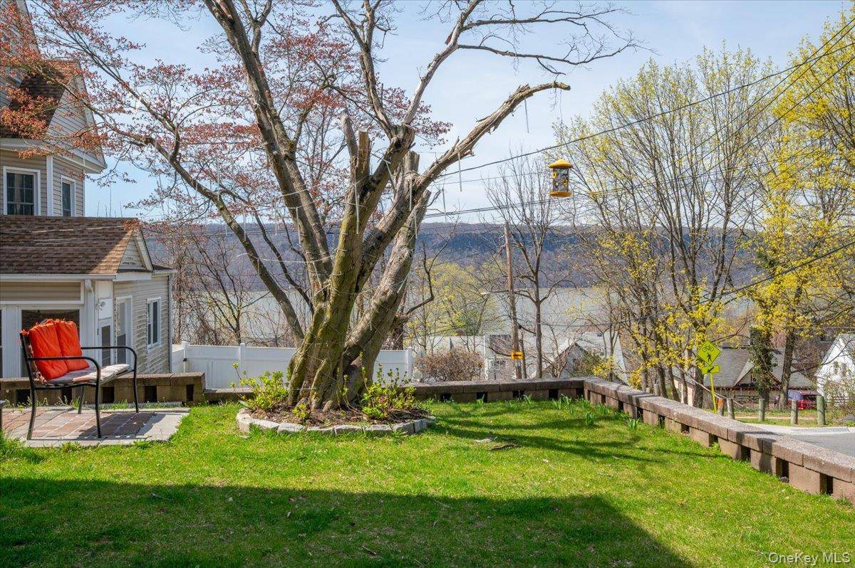 8 Arthur ST, Yonkers, NY 10701