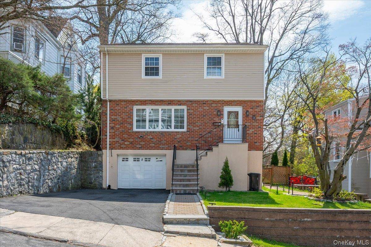 8 Arthur ST, Yonkers, NY 10701