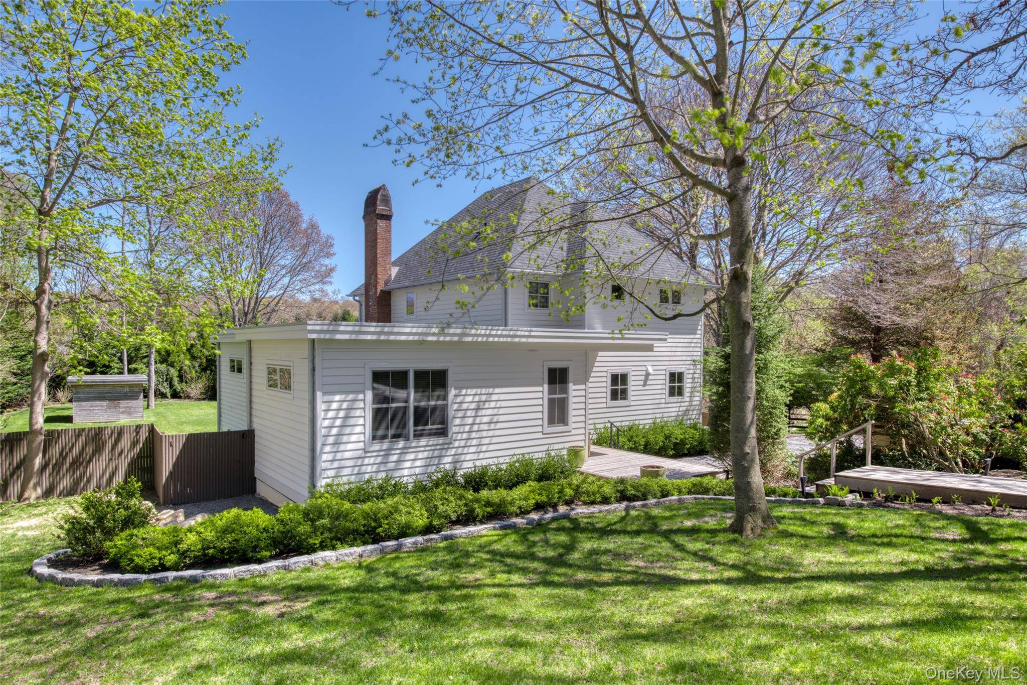 323 Division ST, Sag Harbor, NY 11963