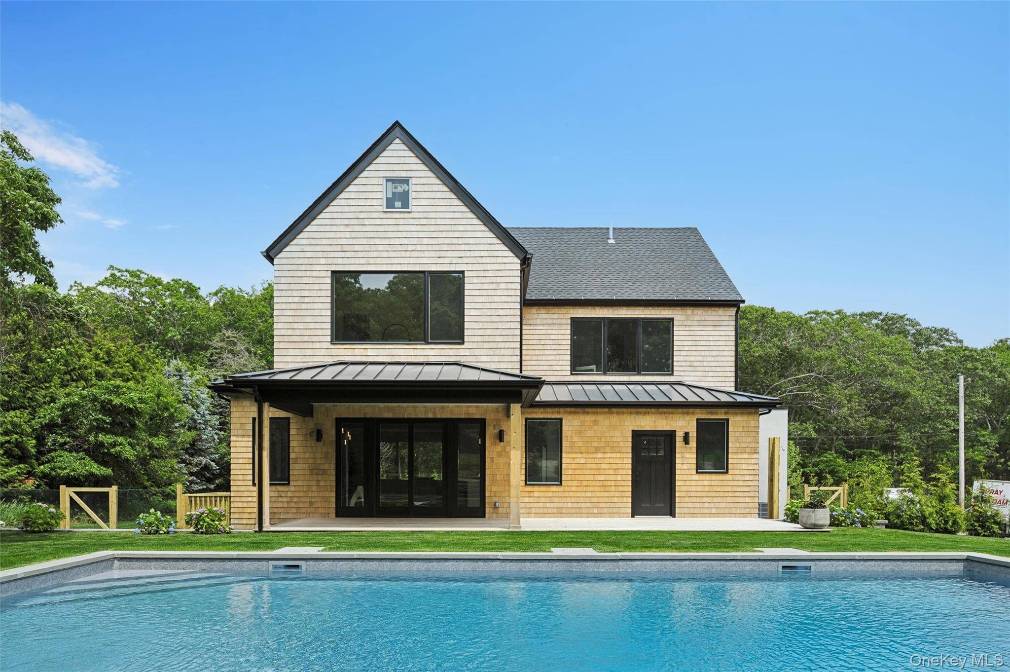 57 Newtown RD, Hampton Bays, NY 11946