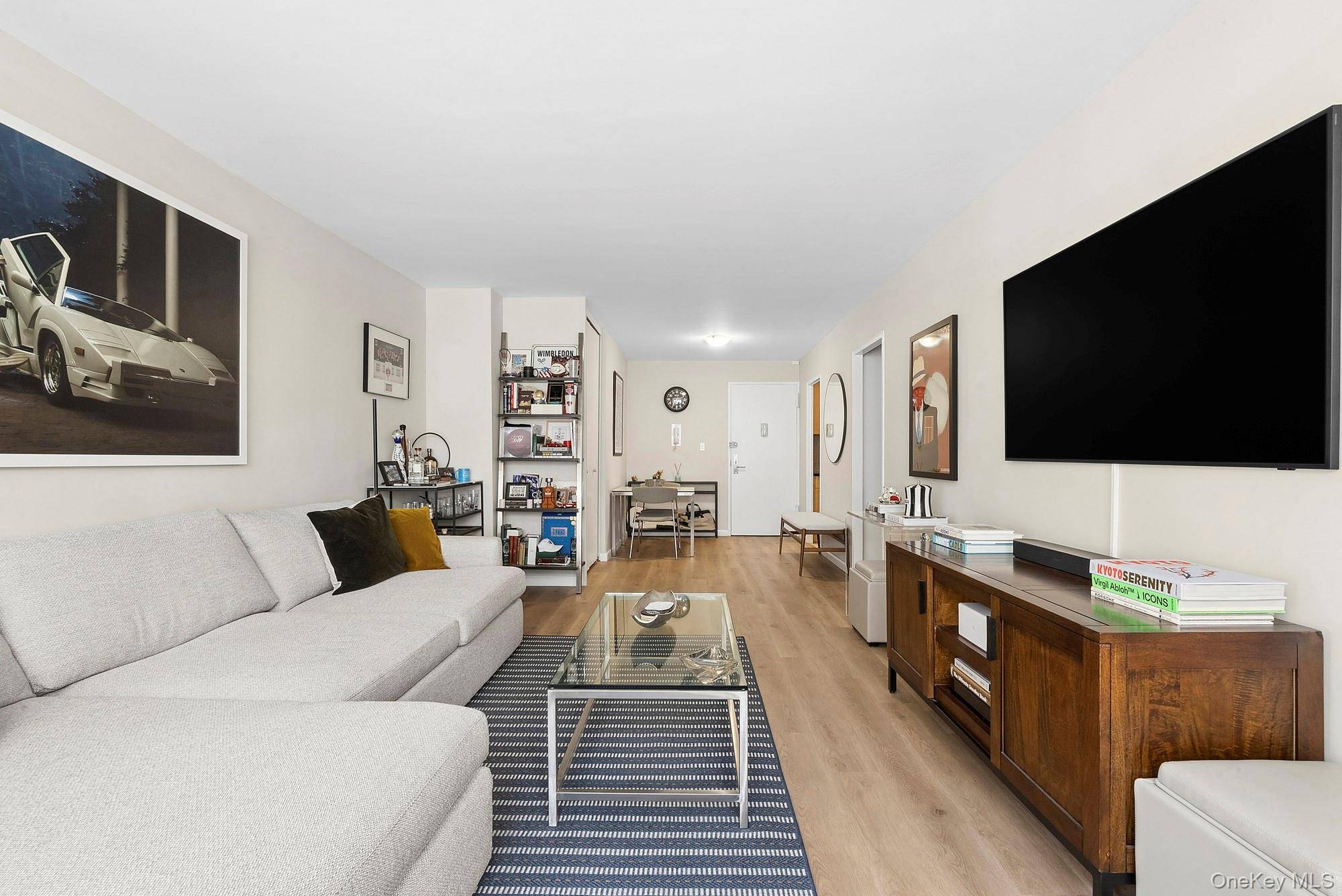 130 E 18th ST #10V, New York (manhattan), NY 10003