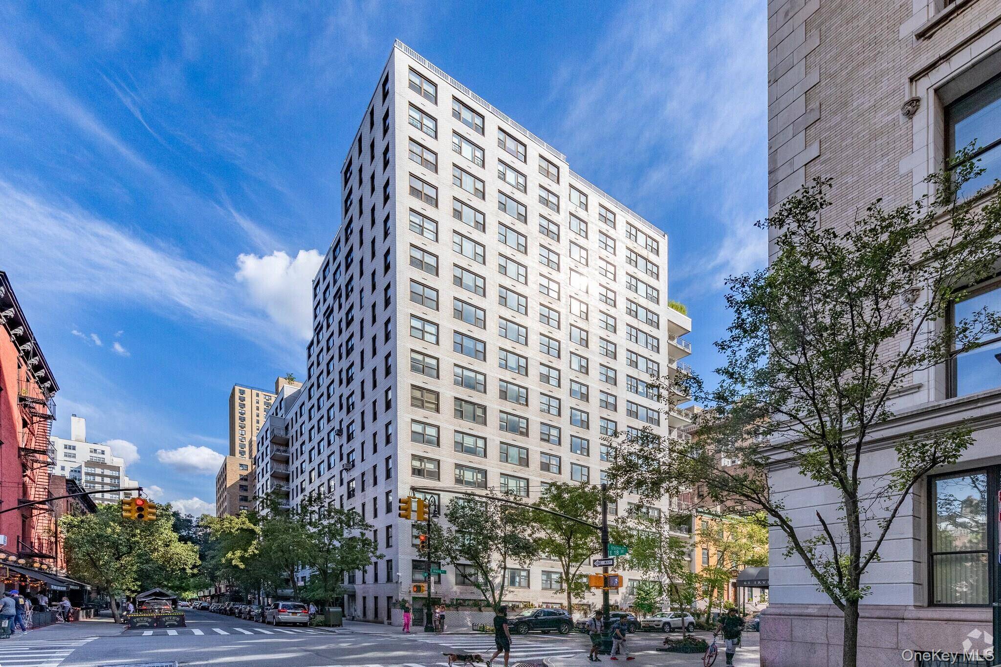 130 E 18th ST #10V, New York (manhattan), NY 10003