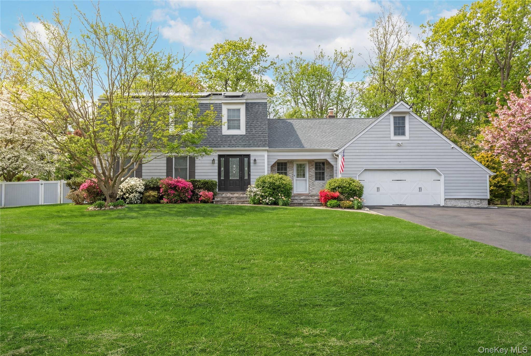 59 Linda LN, Riverhead, NY 11901