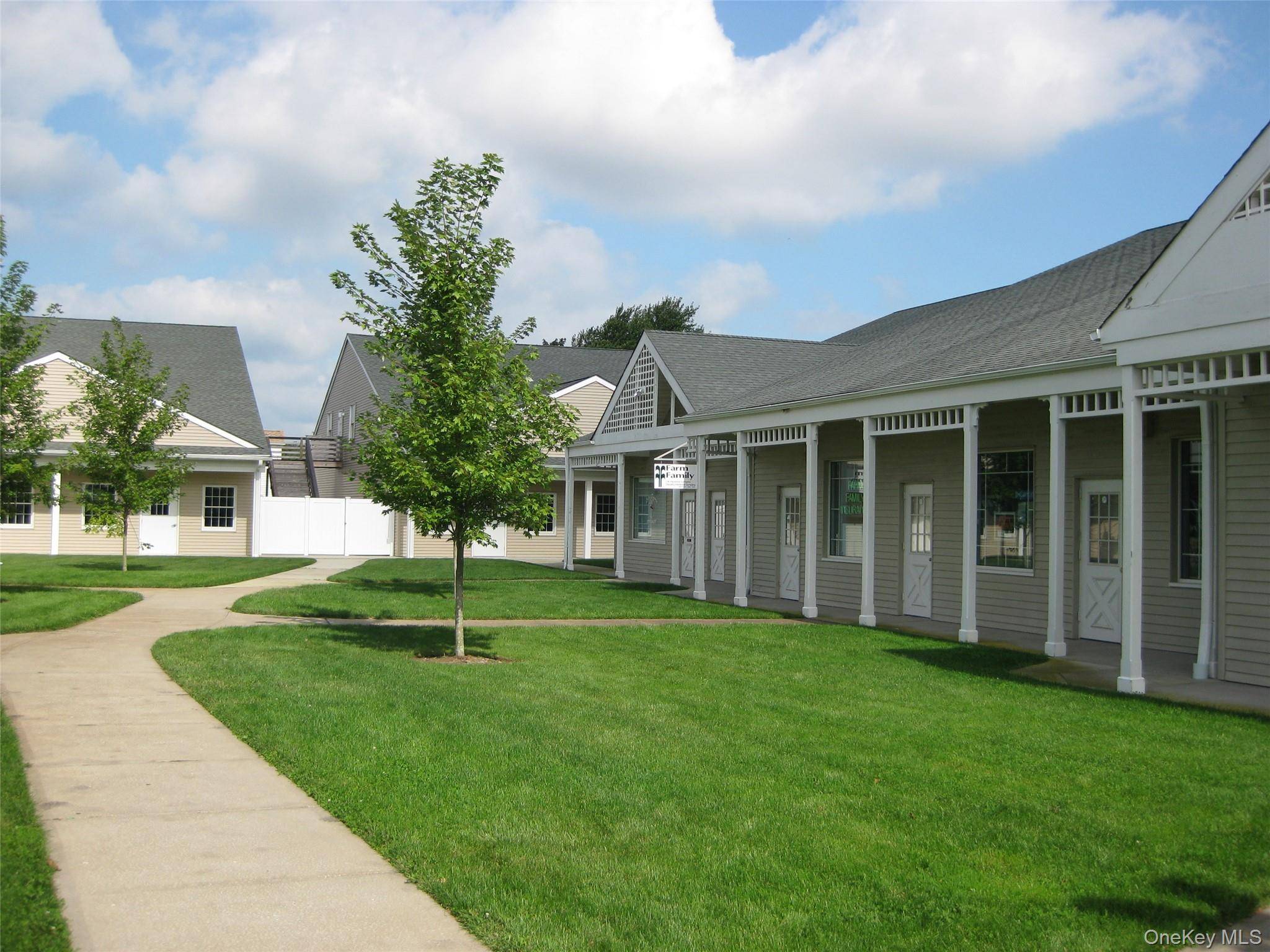 1116 Main RD #7, Riverhead, NY 11901