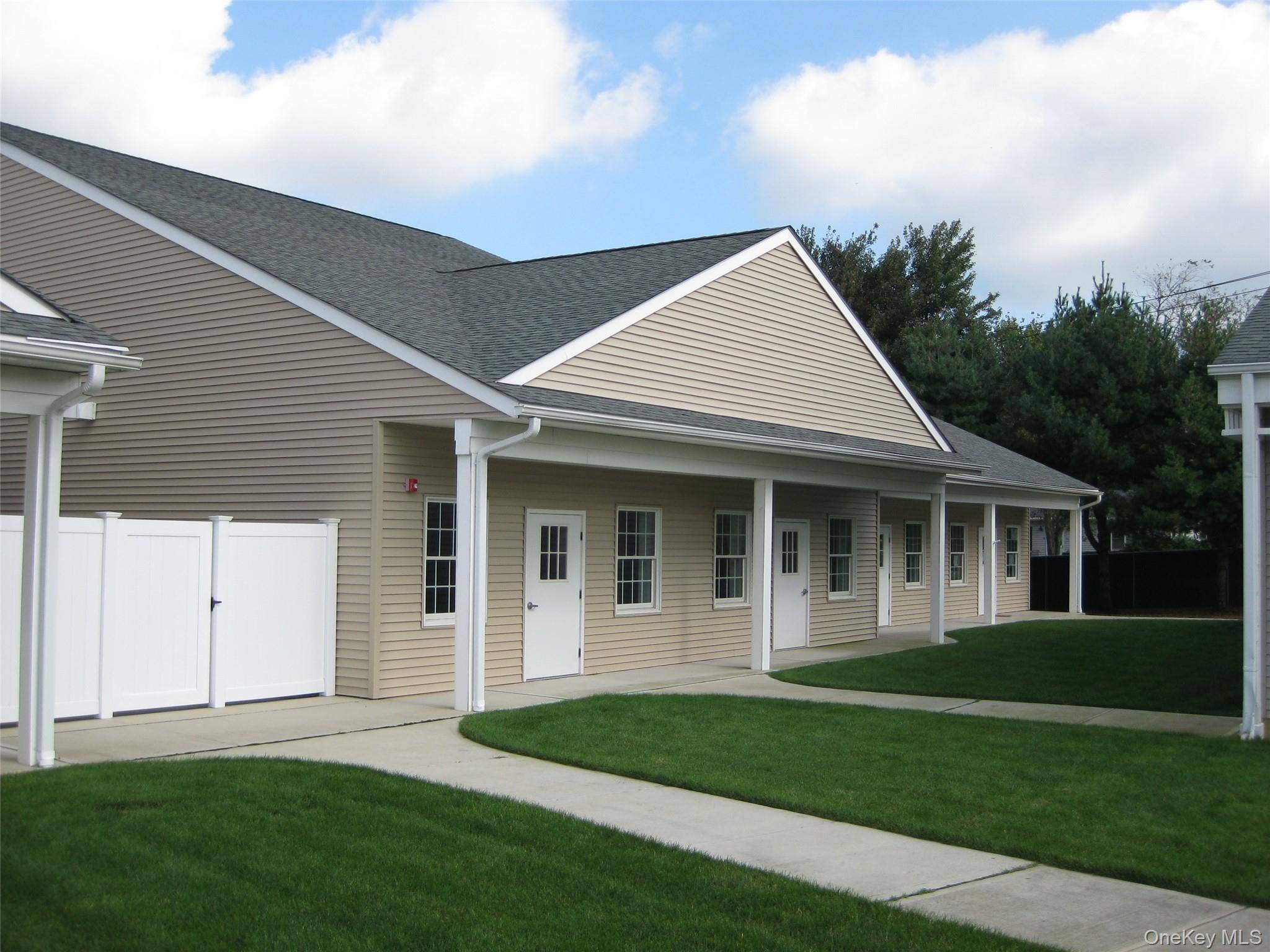 1116 Main RD #7, Riverhead, NY 11901