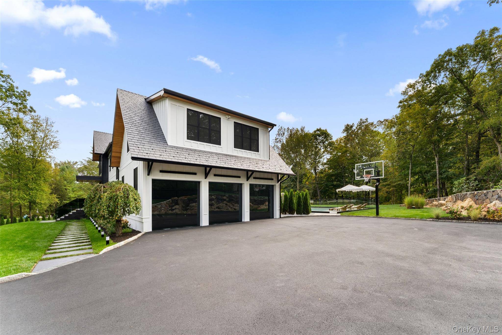 45 Pine Hill DR, South Salem, NY 10590