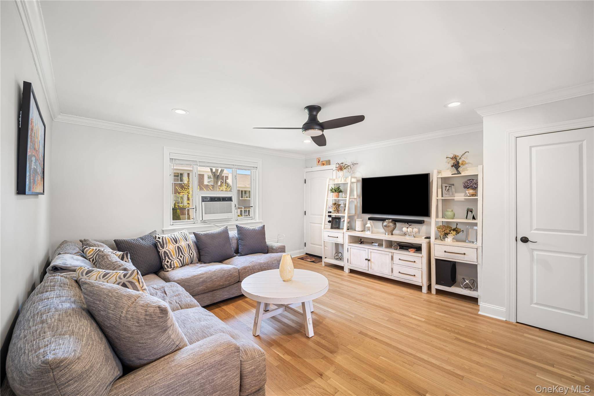 224-09 Manor RD #(Lower) 2408, Queens Village, NY 11427