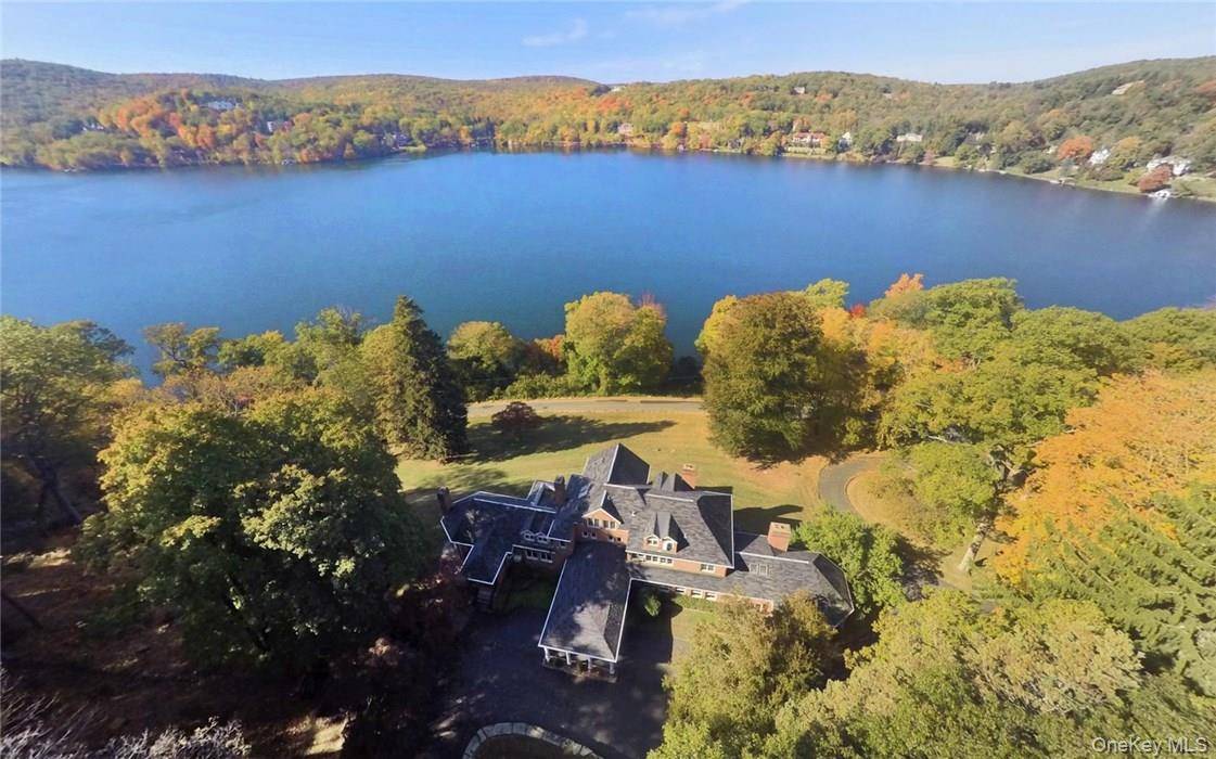 262 Tuxedo RD, Tuxedo Park, NY 10987