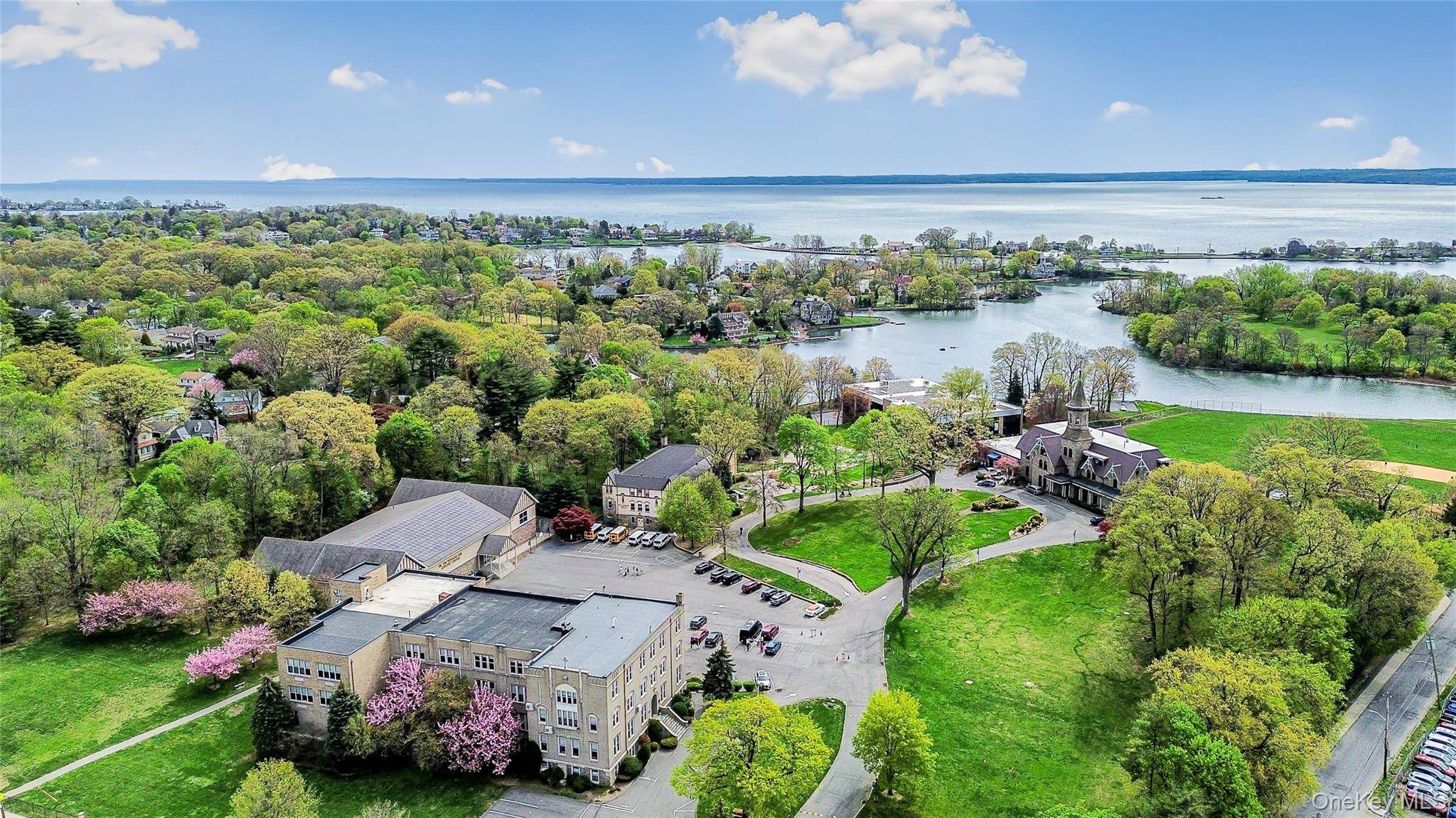 80 Old Boston Post RD #2, New Rochelle, NY 10801
