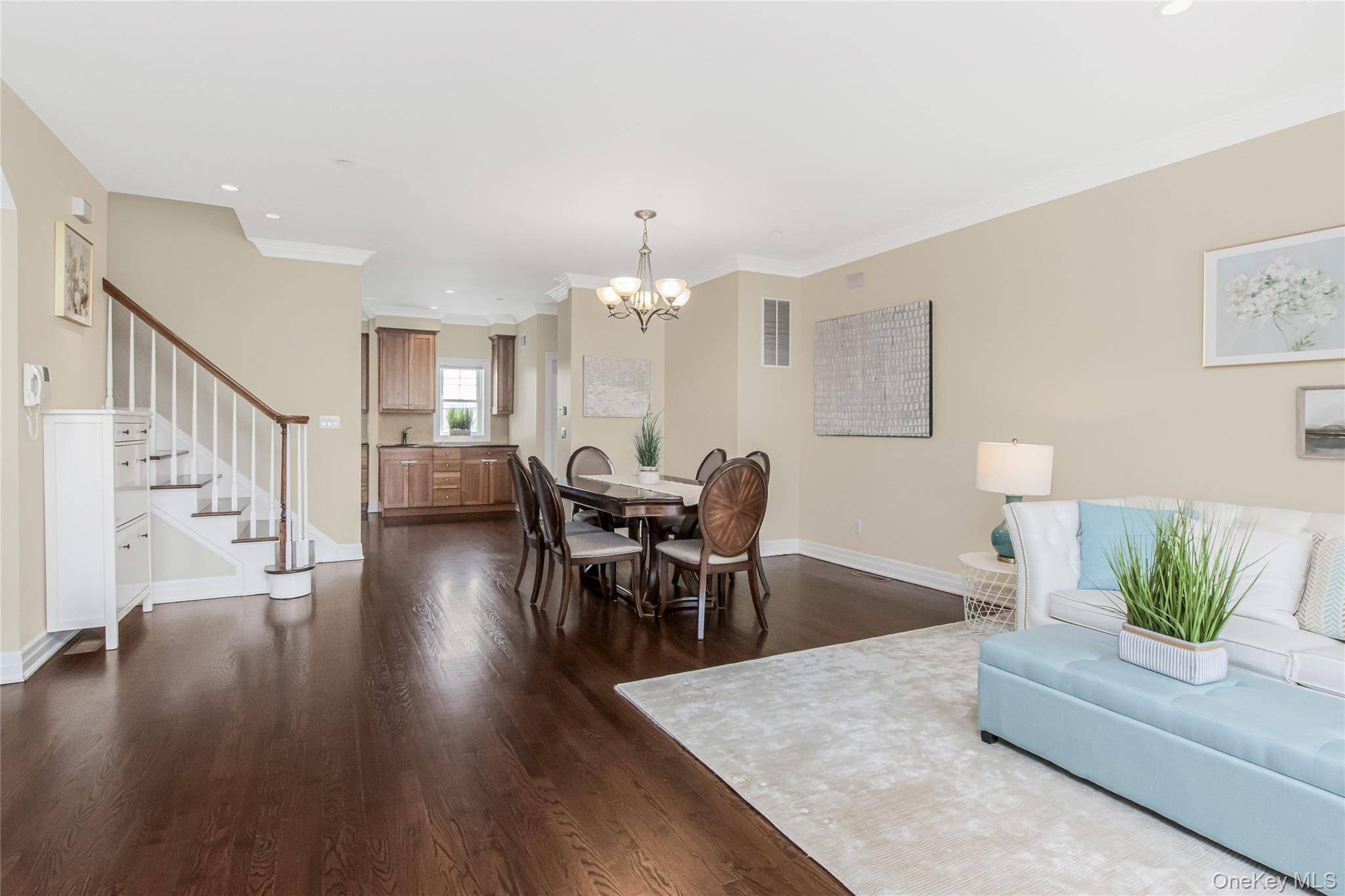 80 Old Boston Post RD #2, New Rochelle, NY 10801