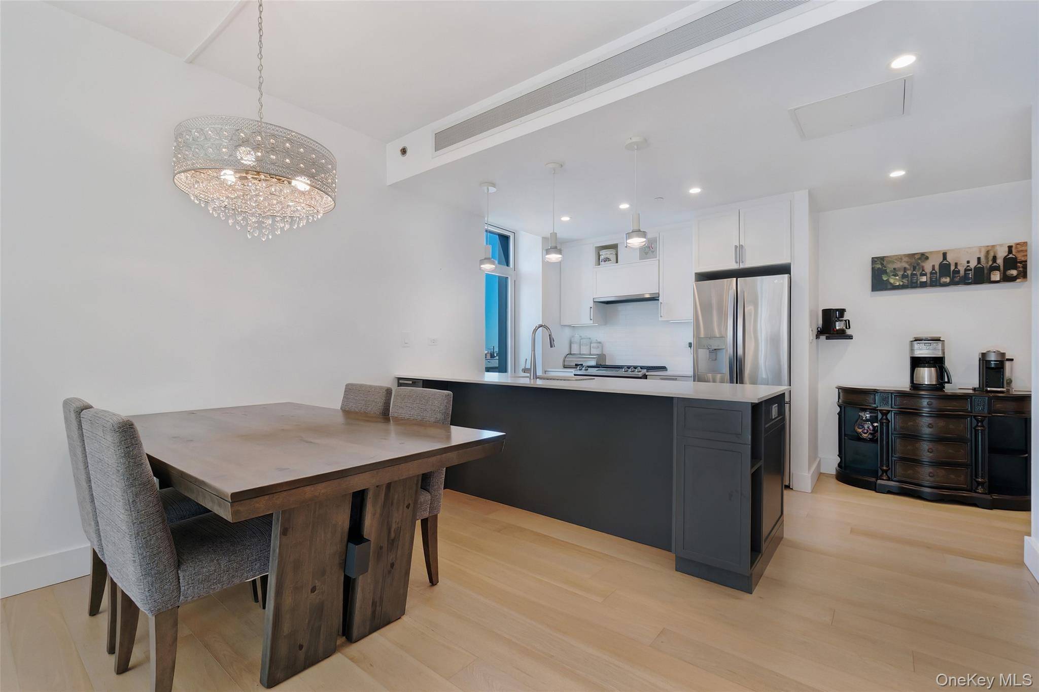 133 Beach 116th ST #4G, Rockaway Park, NY 11694