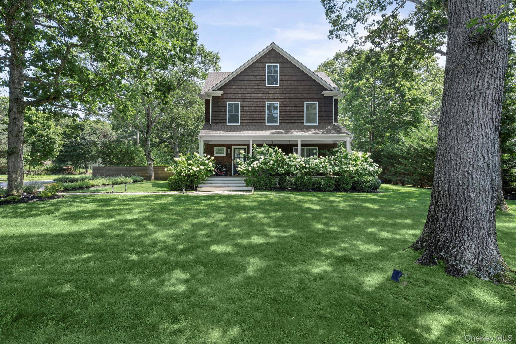 64 Hazelwood AVE, Westhampton Beach, NY 11978