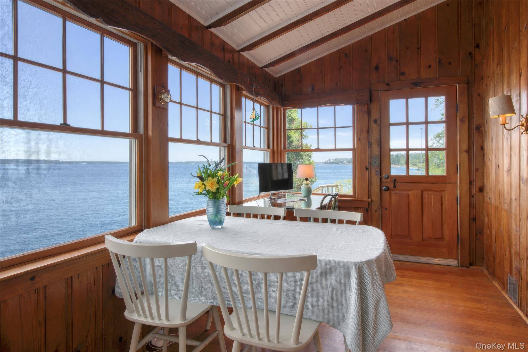 2662 Paradise Shores RD, Southold, NY 11971
