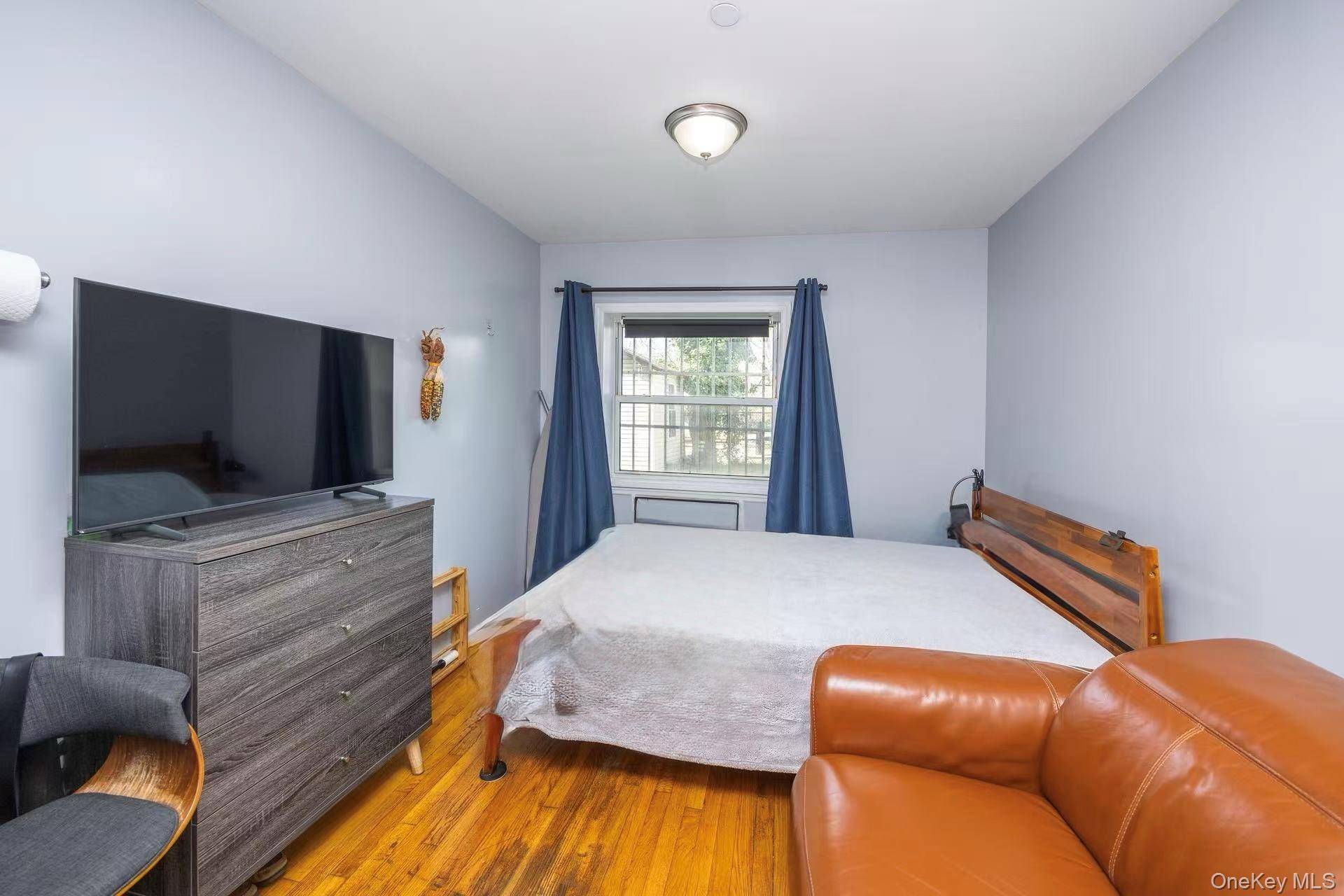 5212 102ND ST, Corona, NY 11368