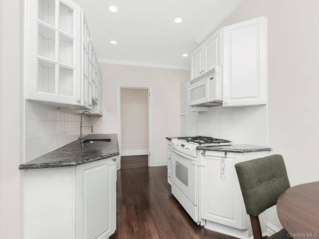 1440 Midland AVE #5C, Bronxville, NY 10708