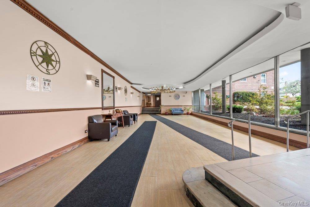 84-50 169th Street #611, Jamaica Hills, NY 11432