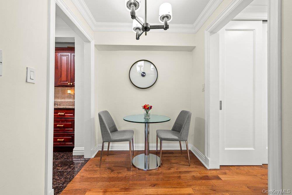 84-50 169th Street #611, Jamaica Hills, NY 11432