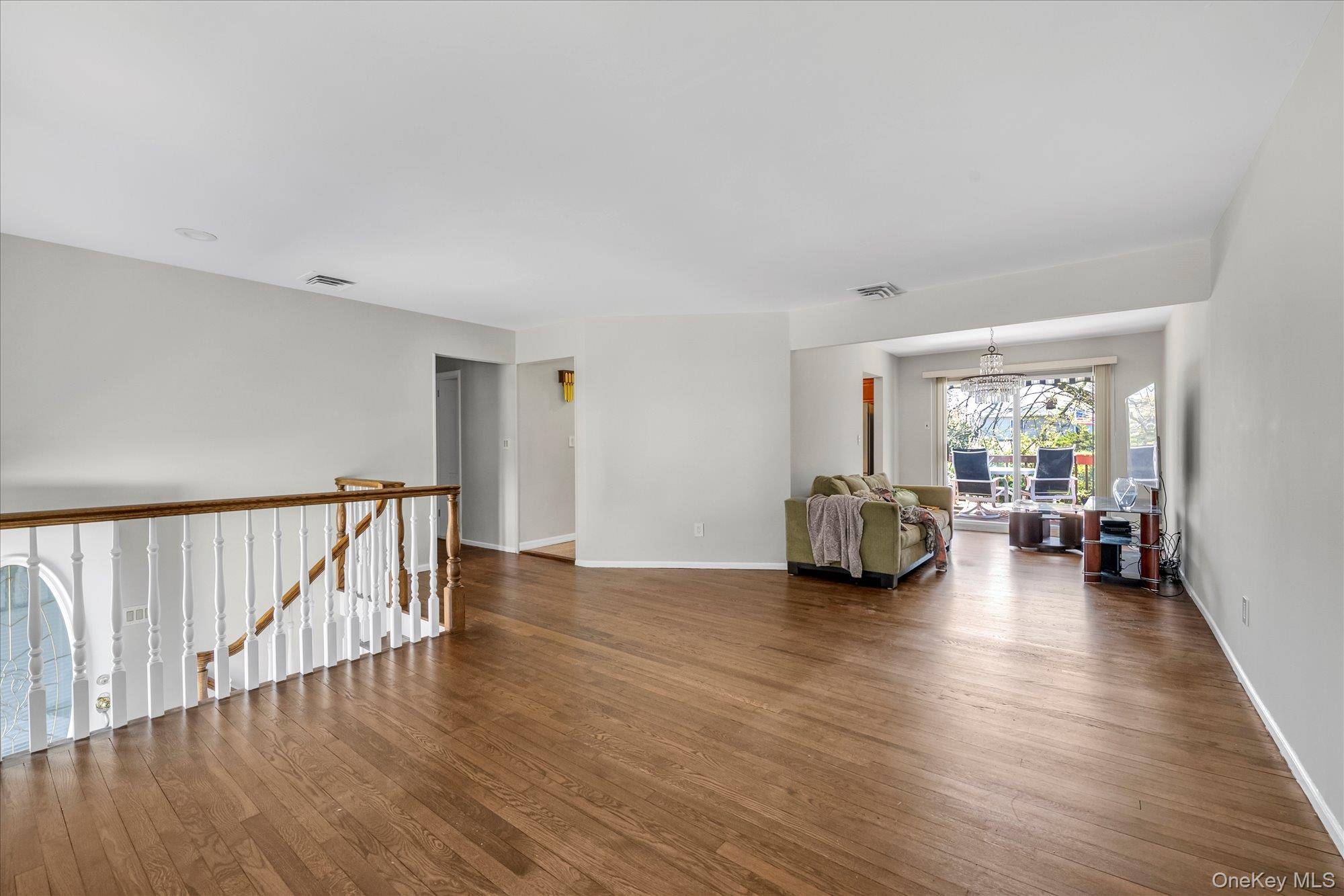 1678 Park AVE, Merrick, NY 11566