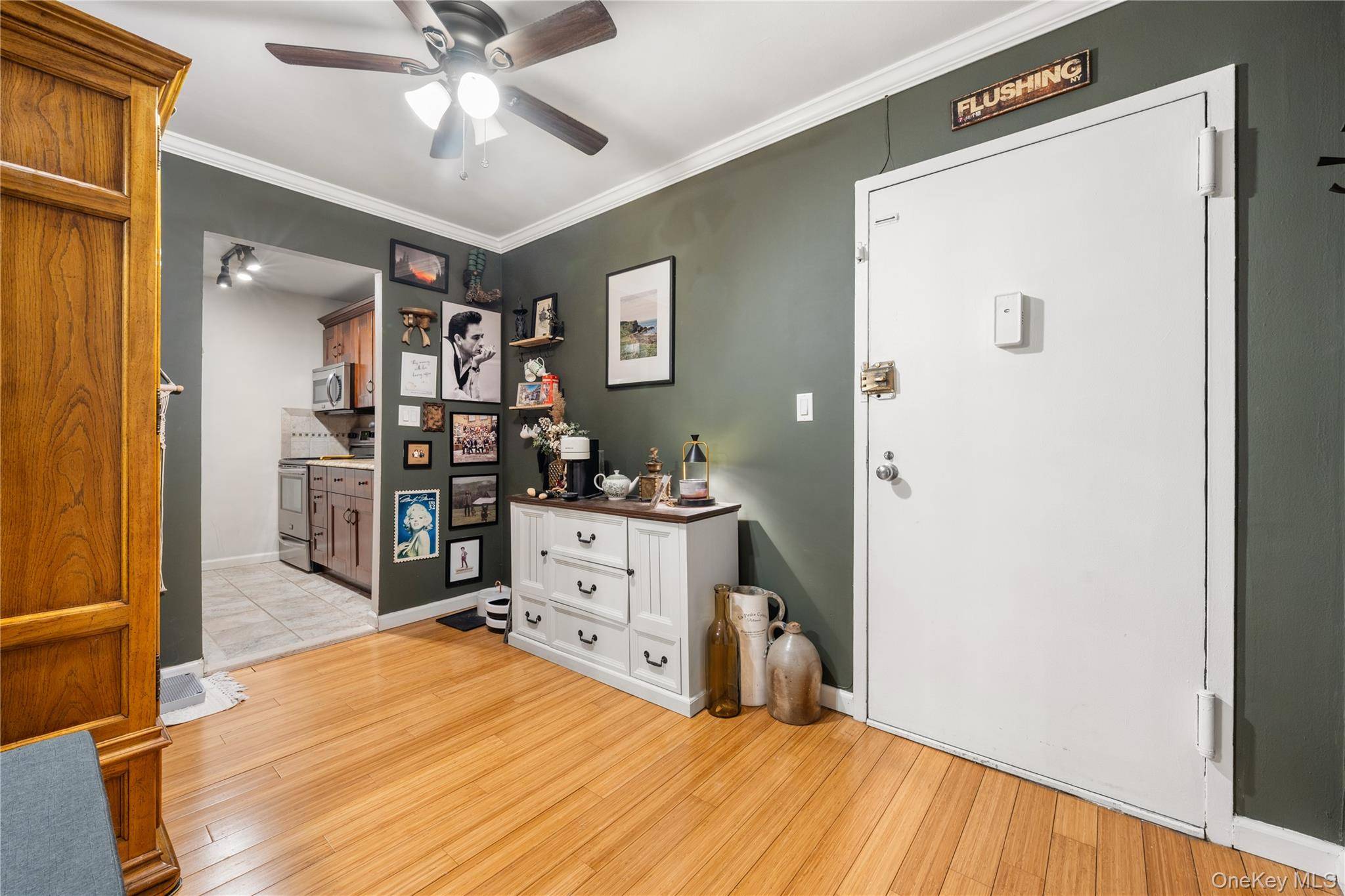 90 Park AVE #B6, Rockville Centre, NY 11570