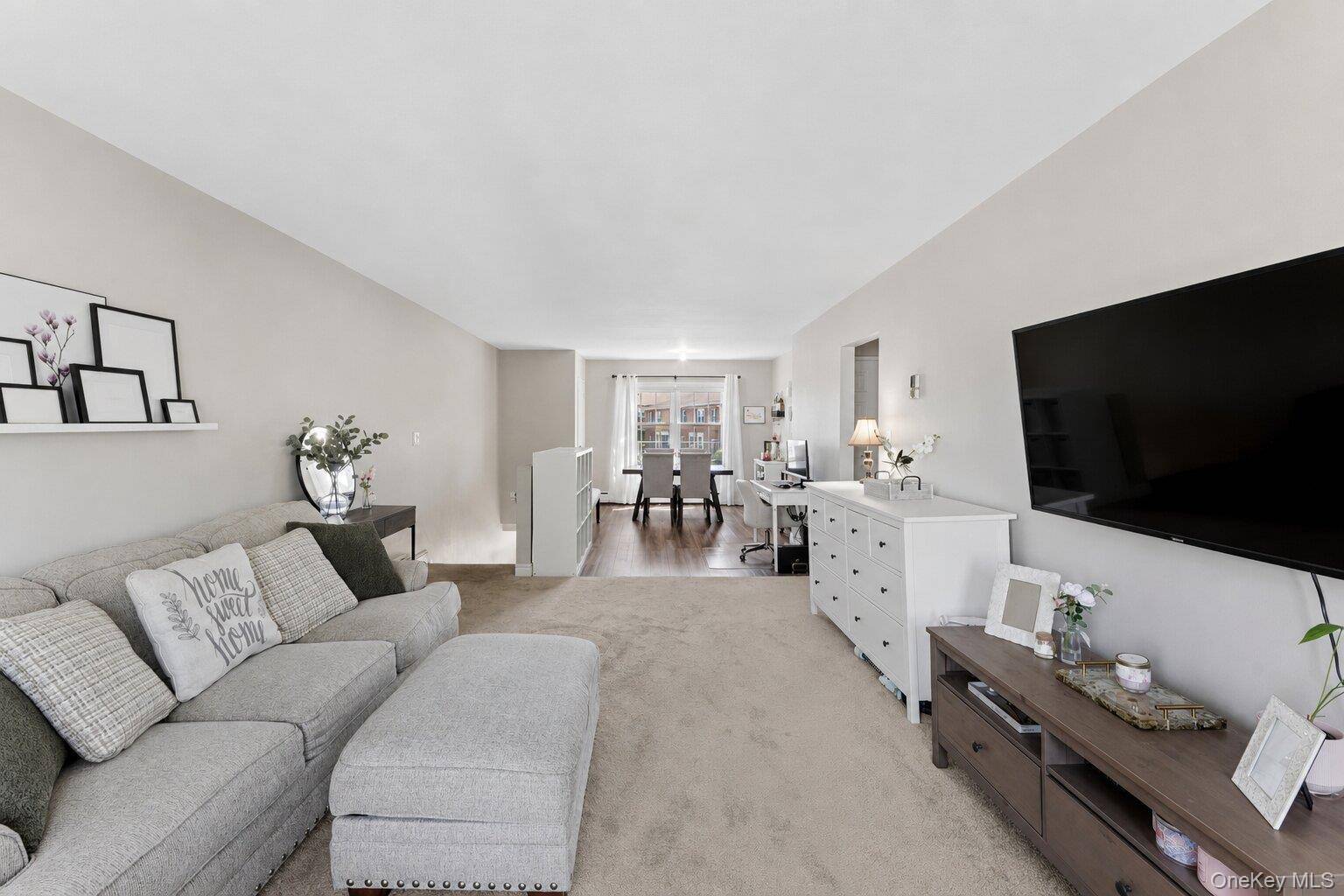 323 Hicksville RD #4, Bethpage, NY 11714